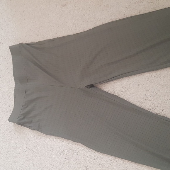 Ripped Drawstring Crop Tank Top & Pants Set - Picture 4 of 9